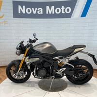 Triumph Speed Triple 1200 180 CV