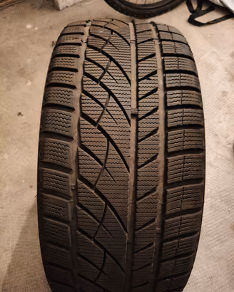 GOMME INVERNALI ROADX  225/40R18 92H