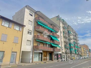 2 LOCALI A MONFALCONE