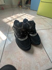 Dior B22