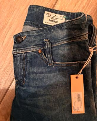 Jeans Diesel modello Matic donna