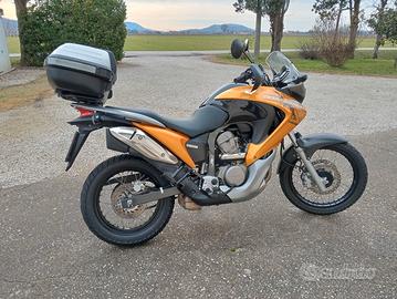 Honda Transalp 700 perfetta