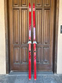 Sci da fondo con attacchi