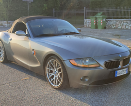 Bmw z4 2.2 hard top