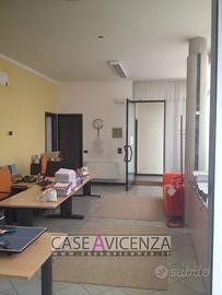 UFFICIO IN CENTRO POLIFUNZIONALE