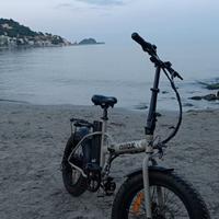 FatE-bike pieghevolenilox x8 bicicletta elettrica