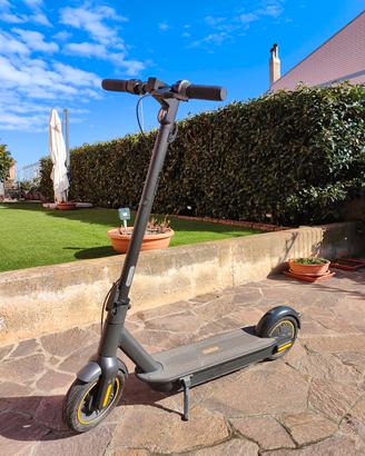 Monopattino Elettrico - Segway Ninebot G30 Max