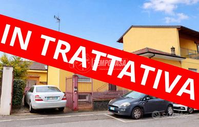 VILLA LIBERA SU TRE LATI CON GIARDINO PRIVATO E BO