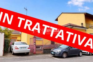 VILLA LIBERA SU TRE LATI CON GIARDINO PRIVATO E BO