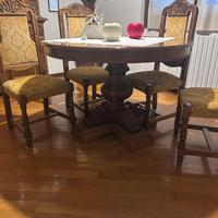 Tavolo legno masselo e 6 sedie