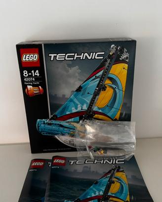 LEGO Technic 42074 Yacht da Regata
