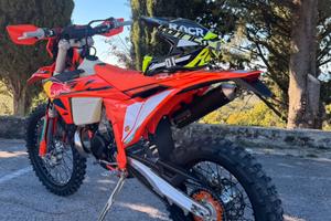 KTM EXC 300 2T 2025 CHAMPION EDITION