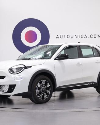 Fiat 600 HYBRID 100 CV DCT MHEV FARI LED