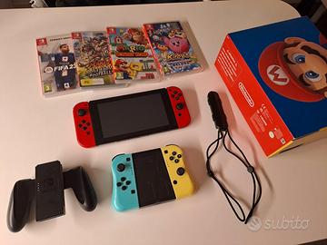 Nintendo Switch Standard V2 2023 +4giochi +4joycon