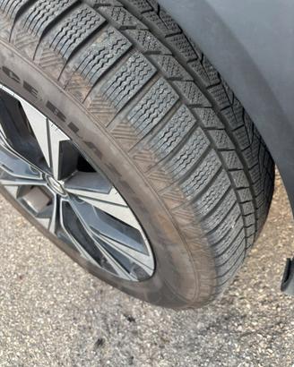 Gomme invernali 215/60 r17