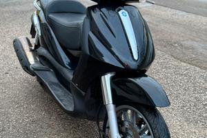 Piaggio Beverly 500