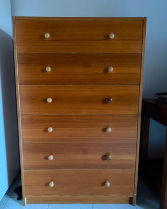 Cassettiera in legno