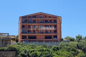 Trilocale oltre accessori in Via Lettieri - con po