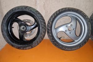 Cerchi gommati per piaggio / gilera da 13