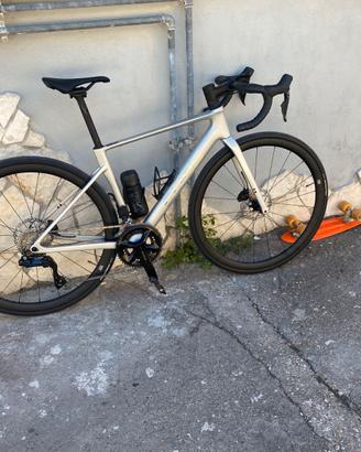 Bici pari al nuovo. CUBE Attain slx taglia 50
