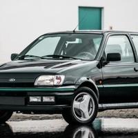 Ford fiesta RS Turbo fanali