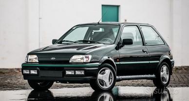 Ford fiesta RS Turbo fanali