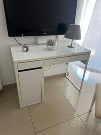 Scrivania Ikea