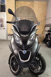 PIAGGIO MP3 300 LT SPORT 
