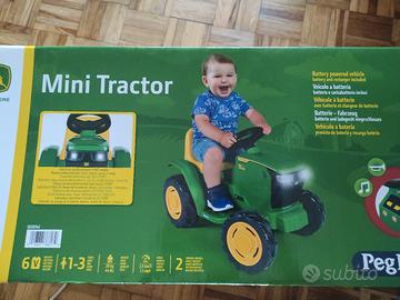 trattore giocattolo elettrico