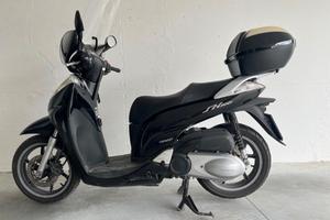 Scooter Honda Sh300