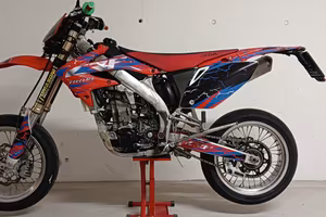 Honda HM CRF 450R Motard