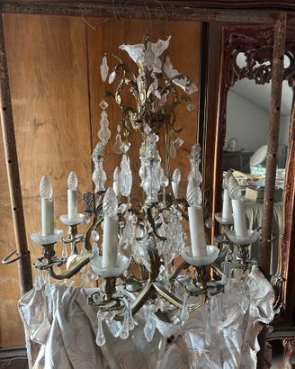 Grande lampadario d’epoca 9 luci con cristalli – o