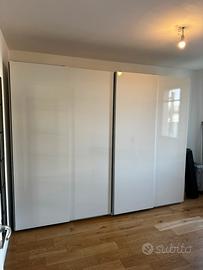 Armadio doppio bianco lucido