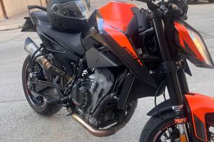 KTM 890 Duke - 2021