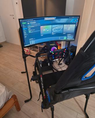 postazione sim racing 