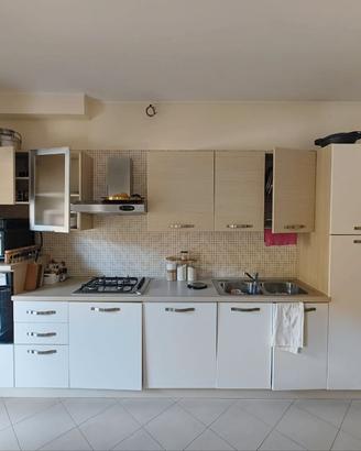 Cucina lineare Mobilturi 370 cm con elettrodomesti
