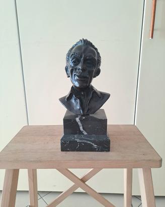 scultura in bronzo 