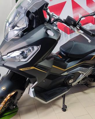 Keeway XDV 125 EVO FULL OPT TUO AL 50% CON BIKE BA