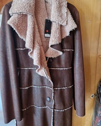 Cappotto in pelle scamosciata marca  Rinascimento