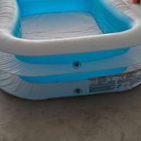 piscina gonfiabile 