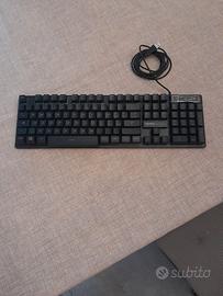 mouse e tastiera compatibile con ps4 ps5 e PC.