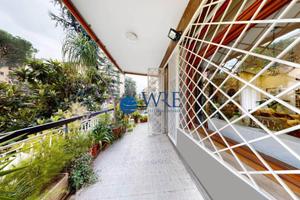 Appartamento di 170 m² con più di 5 locali e box a