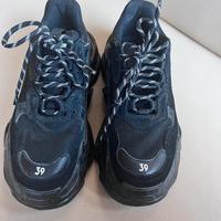 Scarpe non originali