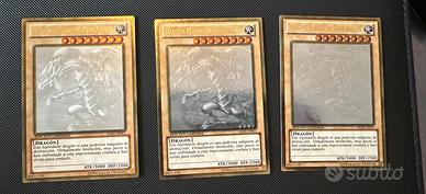 Drago bianco occhi blu Ghost Rare Spagnolo