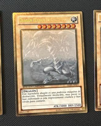 Drago bianco occhi blu Ghost Rare Spagnolo