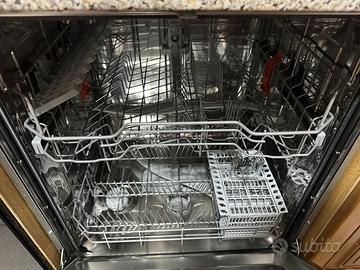 Lavastoviglie Hotpoint Ariston