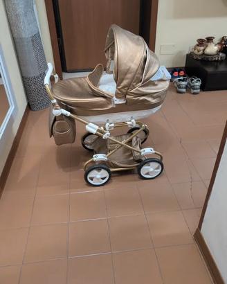 Passeggino gioco Fao Shwarz