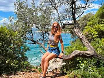 Operaia/ Magazziniere/ Segretaria/