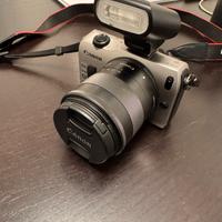 Canon EOS M con anello adattatore