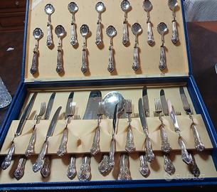 set da 12 posate da dolce in argento SOLIGEN